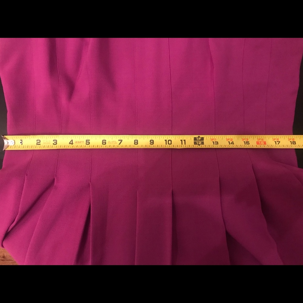 Dress - Picture 3 of 4